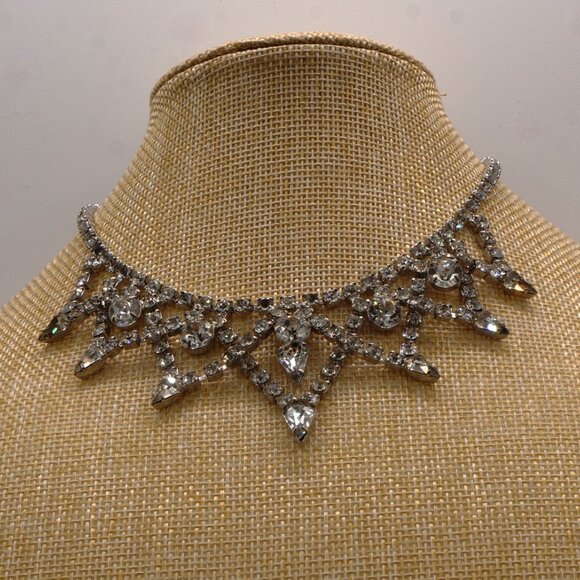 Elegant Vintage Cascading Crystal Choker Statement Necklace Adjustable 15" - Picture 12 of 13